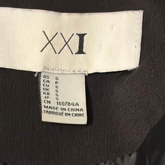 Zara Classic Black Blazersize smallwith pocketslined one - Picture 2 of 9